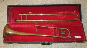 lot 83 image: Reynolds slide trombone with carry case