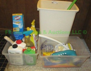 lot 74 image: Assorted cleaning supplies