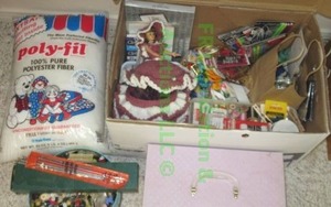 lot 63 image: Sewing notions & assorted craft supplies