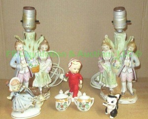 lot 99 image: Vintage post war Japan ceramic figures and lamps