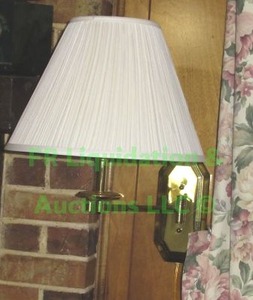 lot 119 image: Wall sconce lamp set 3 total