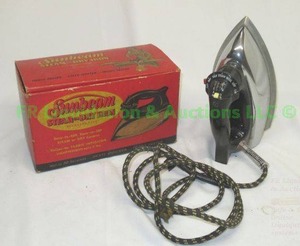 lot 131 image: Vintage Sunbeam steam iron model S-4A with original box