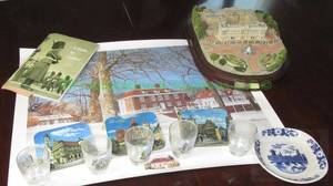 lot 190 image: London England memorabilia