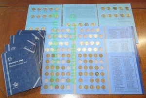 lot 250 image: Lincoln cent and Washington quarter collector books, some have coins