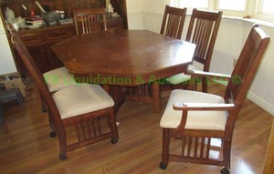 lot 232 image: Rift cut oak dining chair & table set includes leaf