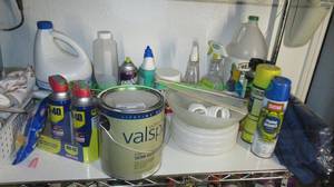 lot 283 image: Household chemicals including WD40 and more