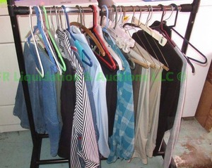 lot 322 image: Clothing rack and assorted clothing