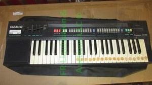 lot 337 image: Casiotone CT-370 keyboard