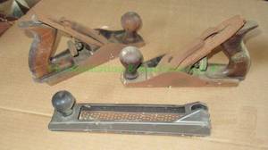 lot 388 image: Vintage Stanley hand planers