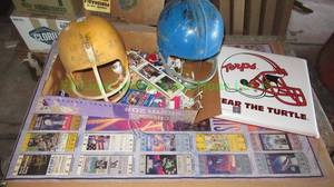 lot 400 image: Signed Dallas Mavericks sports cards and football memorabilia