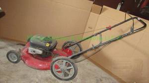 lot 410 image: Murray 22 lawn mower model 225111X92C