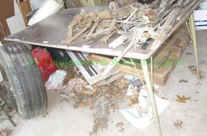 lot 495 image: Laminate top utility table 71 x 36 x 30
