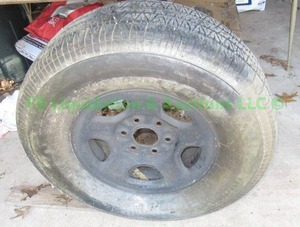 lot 496 image: Firestone P26570R16 Spare tire with rim 16x6.5