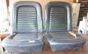 lot 458 image: 1965 Ford Mustang front driver and passenger seats, matches lot 459
