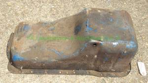 lot 491 image: Ford V8 oil pan