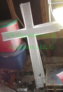 lot 475 image: Lighted crosses 2 count, approx 48 tall