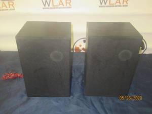 lot 16 image: SET OF BOSE 21 SPEAKER SYSTEM&nbsp