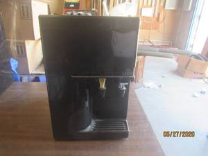 lot 176 image: &nbspOASIS COUNTER TOP WATER DISPENSERS