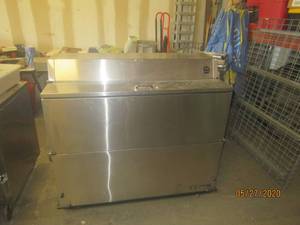 lot 190 image: TRUE 49 MILK COOLER TESTED AND WORKS GREAT