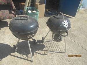 lot 265 image: 2 SMALL CHARCOAL BBQ GRILLS