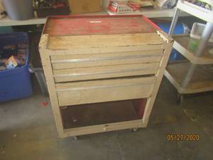 lot 266 image: TOOL BOX ON CASTER&nbsp
