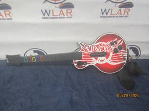 lot 89 image: LES PAUL WIRELESS GIBSON GUITAR HERO FOR XBOX 360