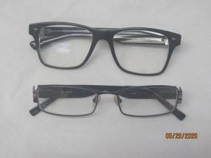 lot 91 image: TOTAL OF 2&nbsp EYEWEAR&nbsp&nbsp- RAYBAN&nbsp&nbsp- GUESS