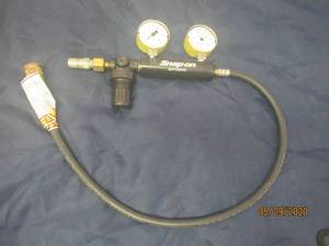 lot 65 image: SNAP - ON CYLINDER LEAKAGE DETECTOR&nbsp EEPV309A00