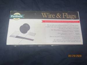 lot 69 image: NEW IN BOX PETSAFE WIRE &amp FLAGS&nbsp