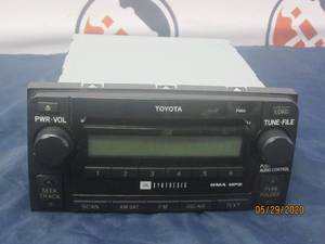lot 79 image: TOYOTA 4RUNNER&nbsp P1803 JBL CD 6 DISC CD CHANGER SATELLITE READY &nbsp&nbsp SYNTHESIS WMA&nbsp MP3 FACTORY CAR RADIO&nbsp