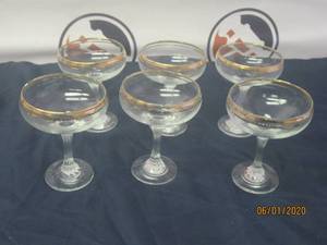 lot 237 image: SET OF 6 WINE GLASSES WITH GOLD RIM