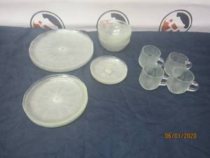 lot 242 image: 20 PC 4 PERSON SETTING&nbsp FINE CRYSTAL COUNTRY WHEAT ARCOROC &nbsp &nbsp &nbsp &nbsp FRANCE BY J.G. DURAND&nbsp DINNER WARE SET IN ORIGINAL BOX&nbsp&nbsp-4 DINNER PLATES&nbsp- 4 DESSERT PLATES&nbsp&nbsp-4&nbsp BOWLS&nbsp&nbsp- 4 CUPS&nbsp