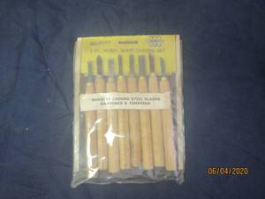 lot 272 image: VINTAGE NEW 8PC HOBBY WOOD CARVING SET&nbsp
