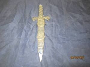 lot 276 image: VINTAGE BRASS DAGGER WITH SHEATH