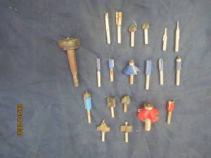 lot 282 image: 20 BITS&nbsp