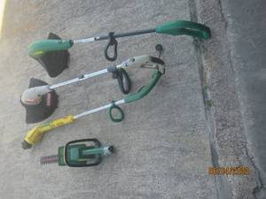 lot 324 image: ELECTRIC WEED EATERS AND TRIMMER