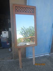 lot 328 image: VINTAGE DRESSER MIRROR