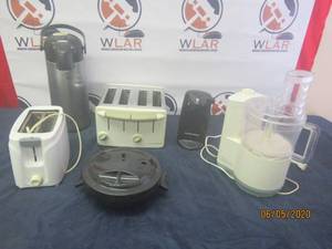 lot 346 image: TOTAL OF 6 KITCHENWAR&nbsp- PROCTOR SILEX 4 SLICE EXTRA WIDE SLOT TOASTER&nbsp- TOASTER&nbsp&nbsp-REGAL&nbsp FOOD PROCESSOR&nbsp- MICROWAVE MICRO RICE&nbsp- CAN OPENER- THERMOS&nbsp
