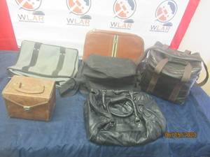 lot 372 image: TOTAL OF 6 BAGS&nbsp