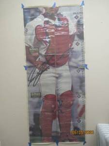 lot 382 image: 1998 STAR TELEGRAM POSTER OF FORMER TEXAS RANGER&nbsp CATCHER IVAN PUDGE RODRIGUEZ