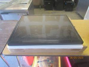 lot 405 image: 6 NIB FOAMING DOORS