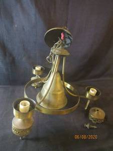 lot 432 image: VINTAGE BRASS CEILING FAN 3-LIGHT FIXTURE 18 DIAMETER&nbsp