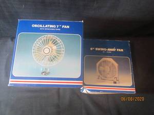lot 438 image: TOTAL OF 2 NEW FANS&nbsp&nbsp- OSCILATING 7 FAN WITH DETACHABLE BASE&nbsp&nbsp- 6 SWING - AWAY FAN&nbsp