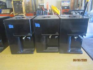 lot 395 image: 3 OASIS COUNTERTOP WATER DISPENSERS