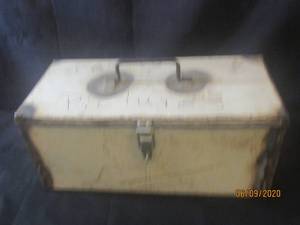 lot 446 image: VINTAGE METAL TOOL BOB STORAGE&nbsp 18L X 8 X 8 H