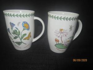 lot 455 image: TOTAL OF 2&nbsp PIMPERNEL BOTANIC GARDEN ZODIAC COFFEE MUGS - PISCES&nbsp- VIRGO&nbsp