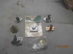 lot 458 image: 7 WINDOW SLIDING LOCKS
