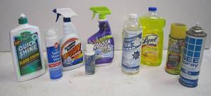 lot 9 image: Lot of Cleaning Supplies