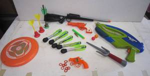 lot 19 image: Lot of Toy Guns, Darts, &amp Frisbee
