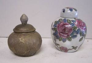 lot 25 image: 2 Ceramic Jars w Lids